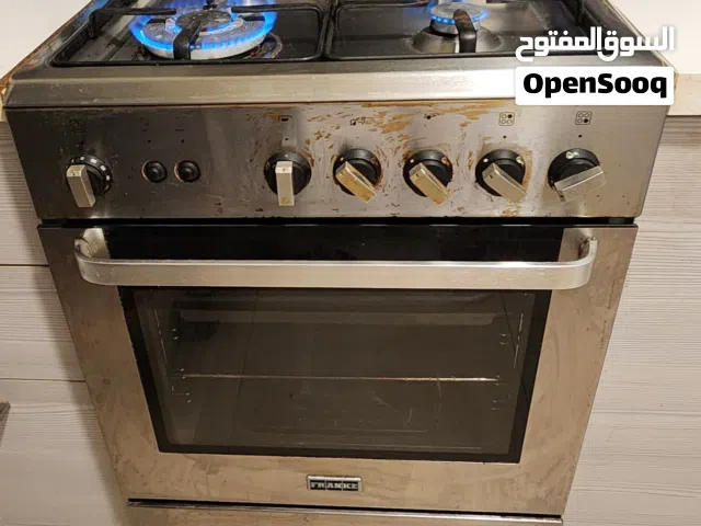 طباخ ايطالي بأربعة مواقد وفرن