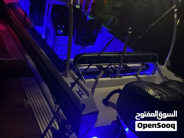 قارب 35 قدم امريكي Scarab  عائلي وصيد ونزهه وسرعة  مجهّز بالكامل وجاهز للاستخدام فورًا