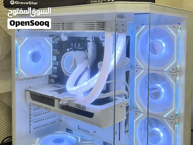 Pc مع ماوس وكيبورد جديد
