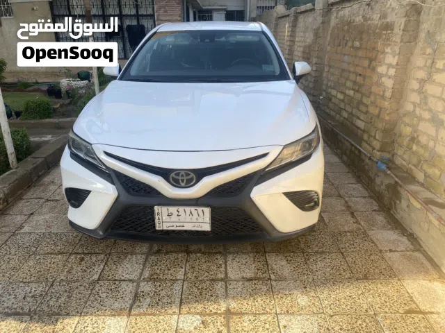 2019 تويوتا كامري SE