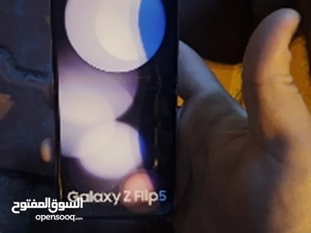 Samsung Galaxy Z Flip 5G 1 TB in Farwaniya