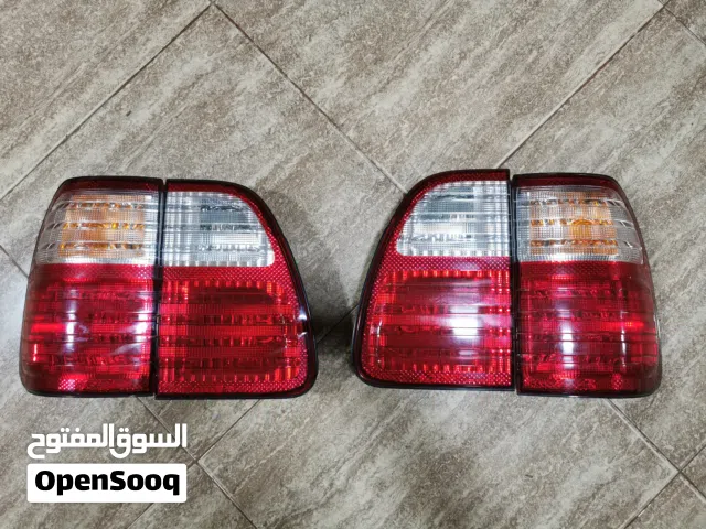 مصابيح لكزس Lx470