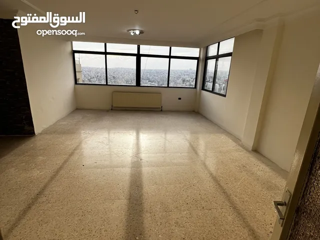 220 m2 4 Bedrooms Apartments for Sale in Amman Al Ashrafyeh