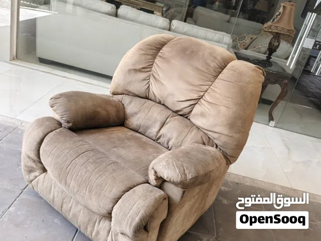 كرسي ركلاينر جامبو اشلي هزاز بدو دراي كلين فقط مريح جدا