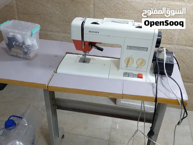 ماكنة خياطه نوع برذر مستعمله للبيع