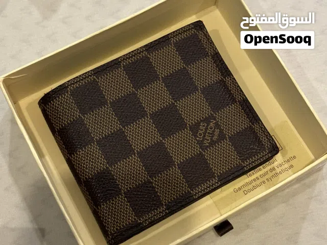 بوك Louis Vuitton