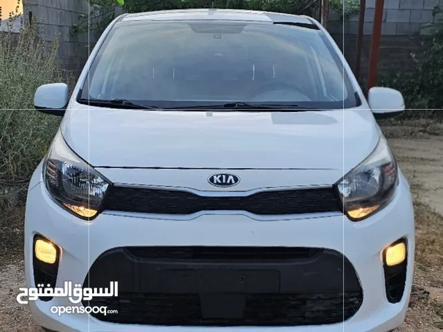 كيا مورنيج 2018 , ترخيص 17 بسعر حرق على الكاش ، سيارة نظيفة دهان شركة خالية من الحوادث ، سعر مميزز