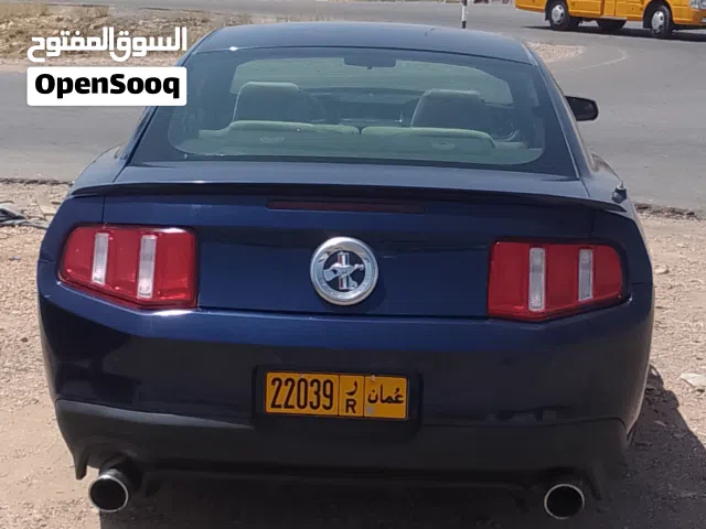 2012 Ford Mustang Standard V6