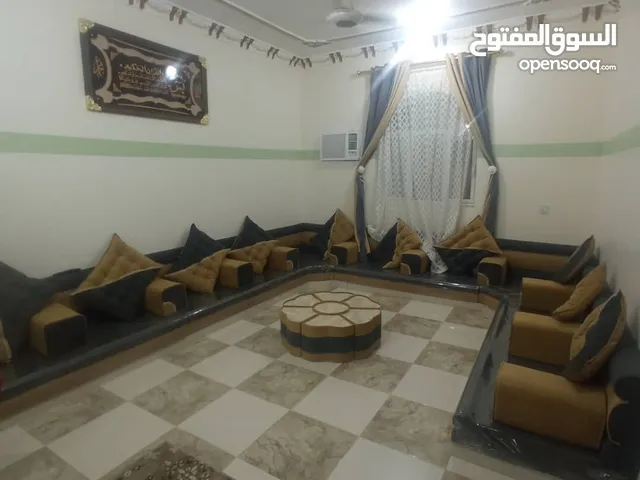شقه مفروشه للايجار عدن المنصوره التسعين