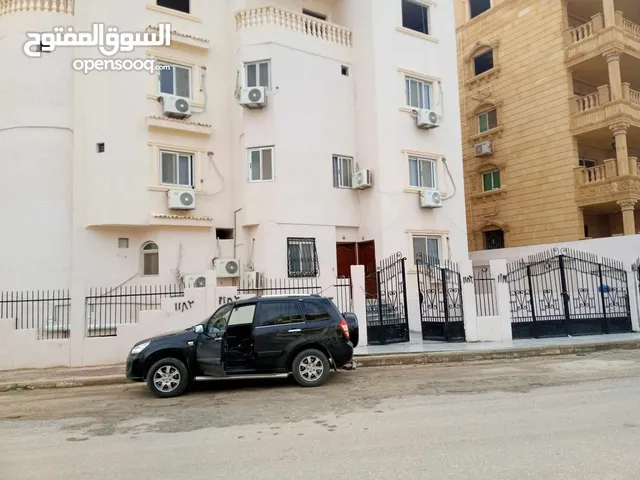 ستوديو بصالة للايجار بالحي الاول المجاوره السادسه 6 اكتوبر