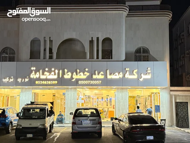 خطوط الفخامه للمصاعد وانظمه المراقبه وخدمات الديكور
