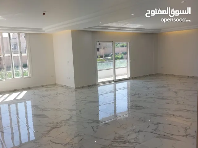 265 m2 3 Bedrooms Apartments for Rent in Giza Sheikh Zayed