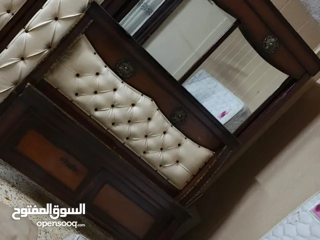 غرفة نوم ماستر خشب لاتية 18 مع فرشة