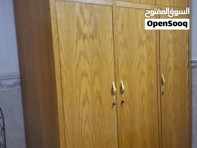 كنتور نجارة عراقية 3 ابواب وملحق خشب بلوط