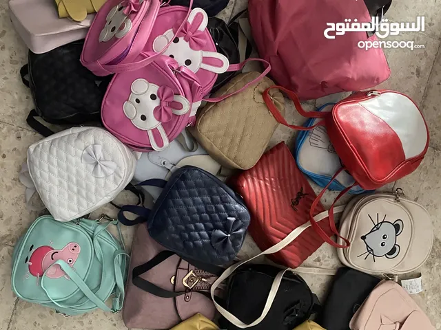 شروة بضاعة و البسة داخلي مشكلة جديدة و مميزة + نثريات + شناتي + نظارات + بكل تصفية محل بسعر حرق