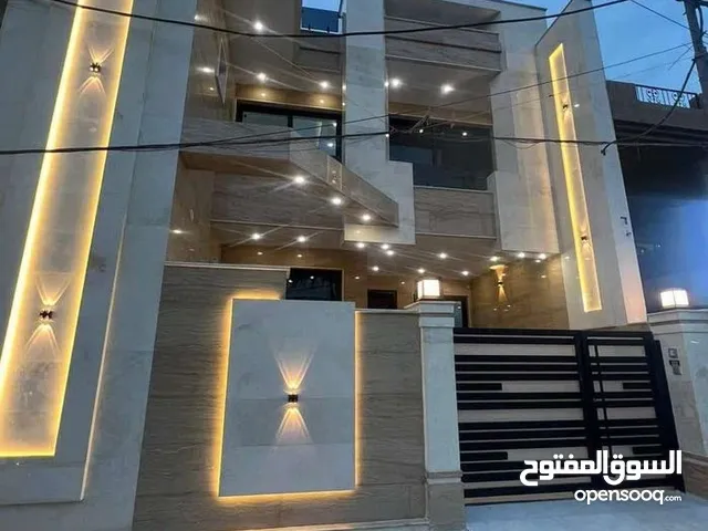 160 m2 5 Bedrooms Townhouse for Sale in Baghdad Saidiya