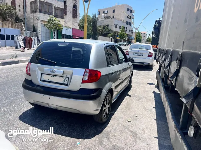 نظام أبو نزار