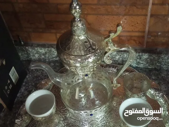 دله مع فناجين قهوة ساده وصنيه (التركي)