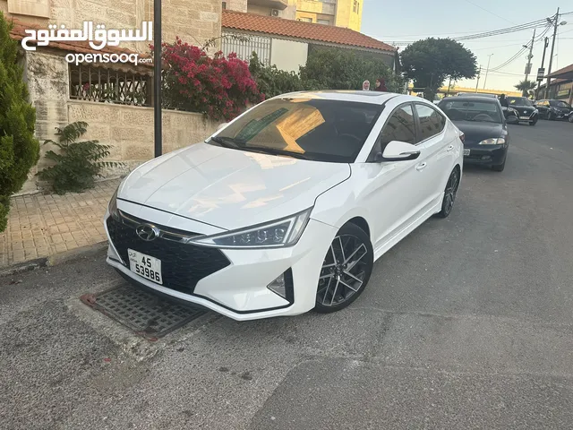 2019 Elentra Turbo.