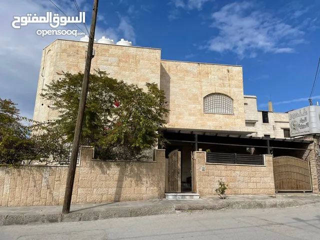 300 m2 3 Bedrooms Townhouse for Sale in Zarqa Hay Ma'soom