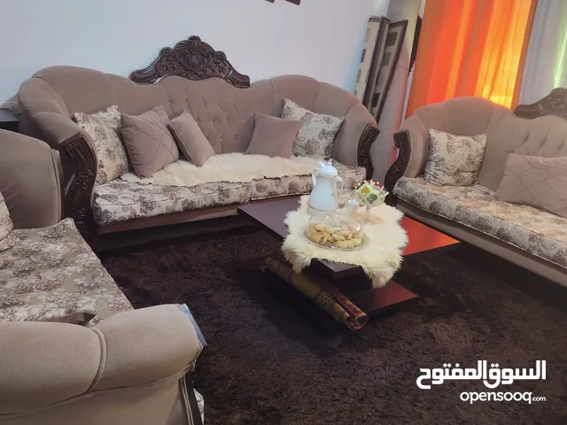 طقم كنت تفصيل 9 مقاعد للبيع بسعر مناسب ثلاثية وثنائيتين ومفردتين