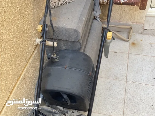 مكينه قص الزع نظيفه (بيعه سريعه)