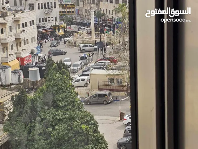 مكتب مميز للايجار على دوار المناره برام الله