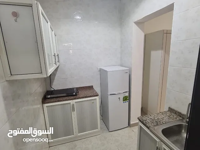 120 m2 Studio Apartments for Rent in Al Ain Khaldiya