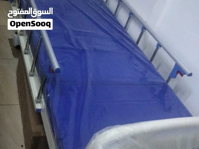 سرير طبي جديد وسرير طبي للإيجار متوفران