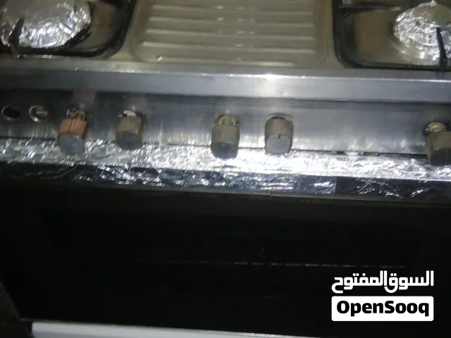 طباخ مستعمل نضيف