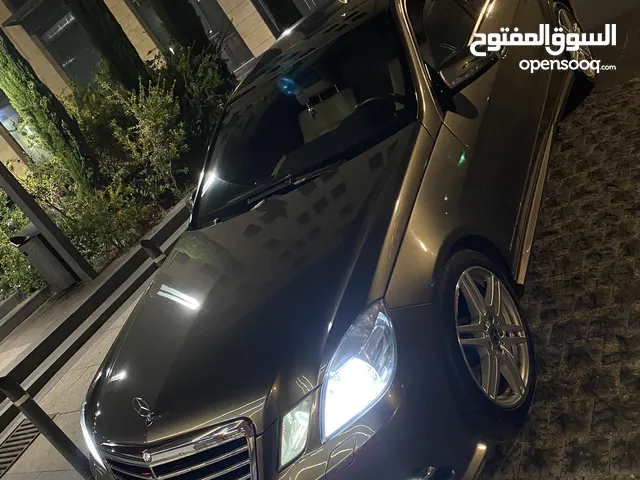 مرسيدس E200 cgi Amg 2013 افنجارد اعلى صنف  ماشيه 100 بحاله الشركه   بتحدى بنظافتها