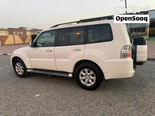 2010 ميتسوبيشي باجيرو GLS
