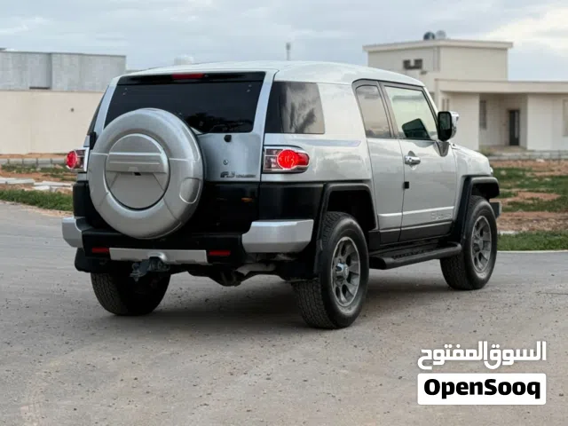 Used Toyota FJ in Misrata
