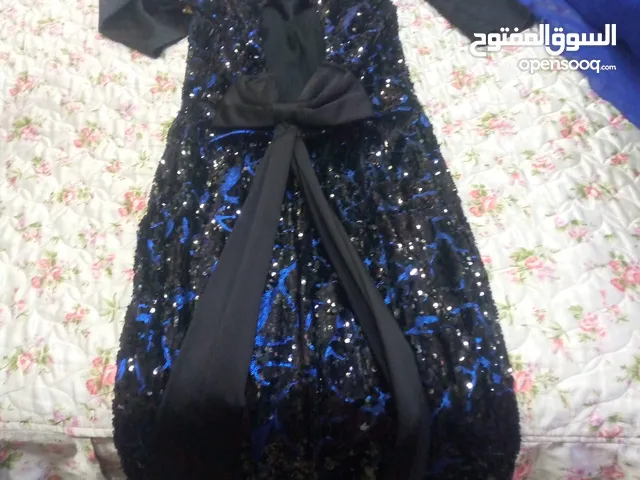 فساتين سهرة للبيع