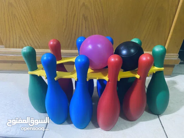 للبيع سيارات العاب شاحنات بحاله ممتازه