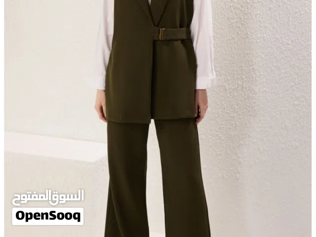 طقم نسائي كاجول تركي مقاس 44