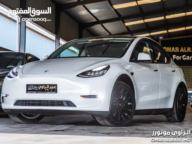 Tesla Model Y 2022 Long range Awd Dual motor