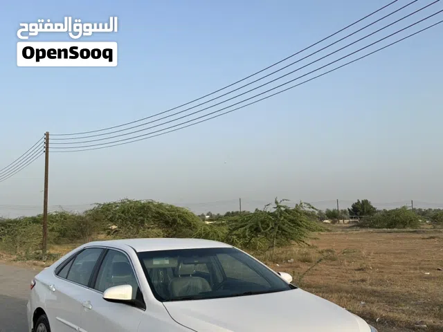 2017 تويوتا كامري LE