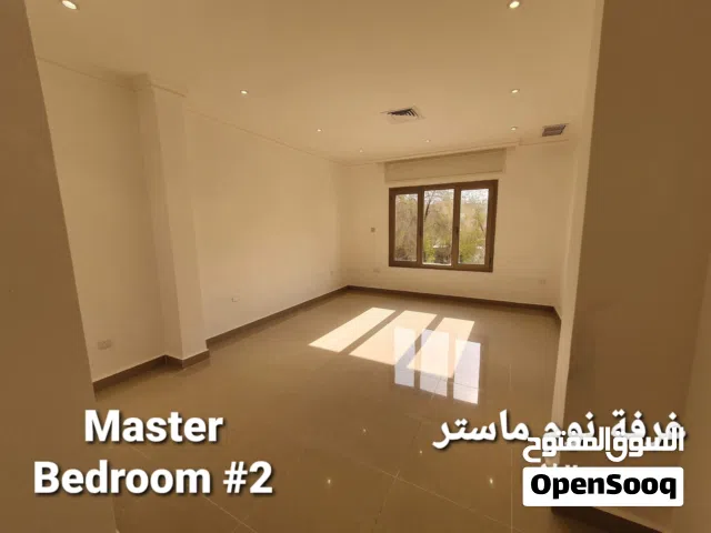 300 m2 5 Bedrooms Apartments for Rent in Farwaniya Rehab