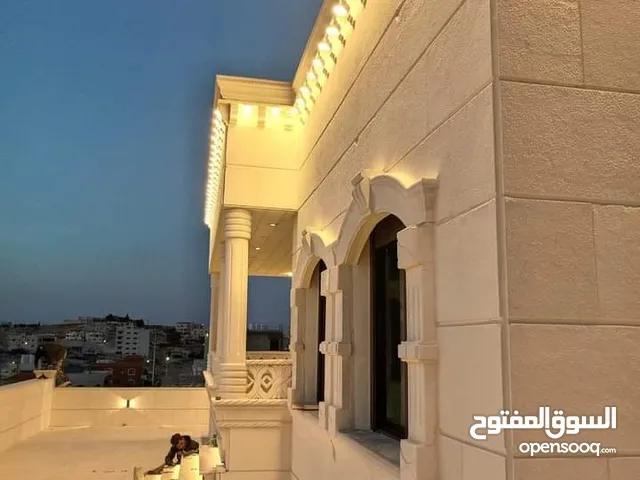240 m2 3 Bedrooms Villa for Sale in Zarqa Al Zarqa Al Jadeedeh