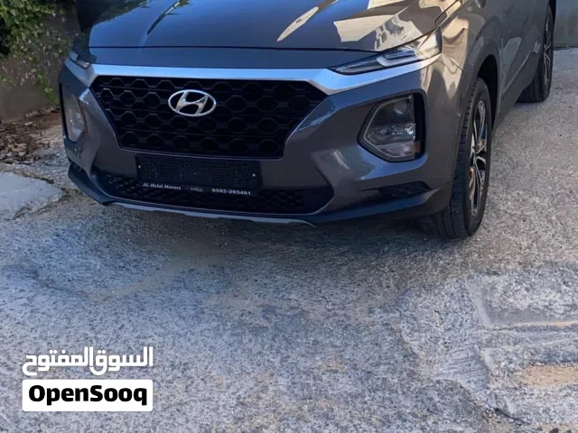 2018 Hyundai Santa Fe Standard