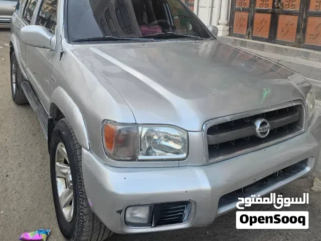 2004 نيسان باثفايندر SL