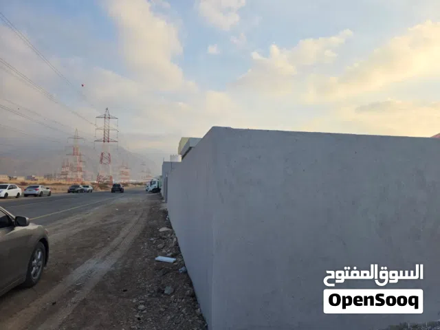 أرض صناعي للايجار في المسفاه موقع ممتاز مع غرفة