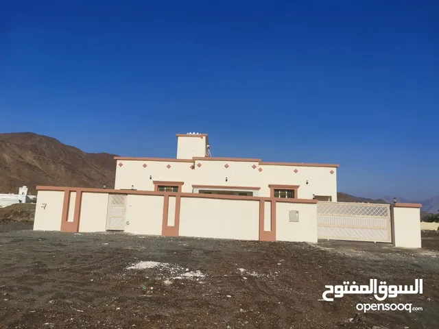 4 Bedrooms Farms for Sale in Al Dakhiliya Sumail