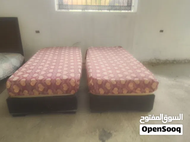 تخوت خشب وخزانات