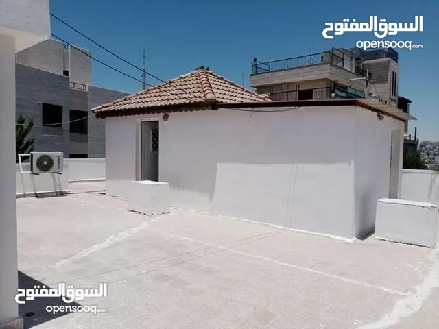 عبدون شارع السفارات فيلا مستقله البناء بسعر مميز وبحاله ممتازه