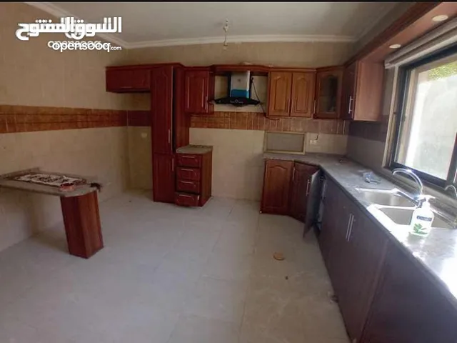230 m2 4 Bedrooms Apartments for Rent in Amman Khalda