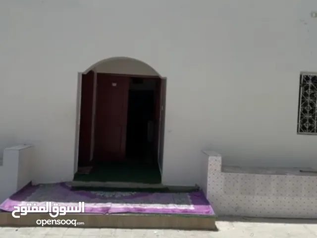 300m2 5 Bedrooms Townhouse for Sale in Muscat Amerat