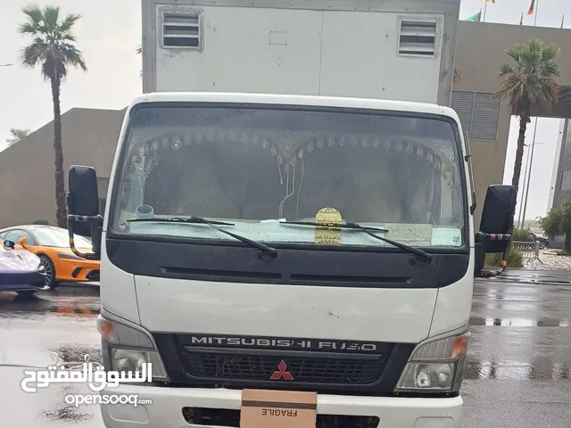 هاف لوري لايجار مع سائق يومي اوسبوعي اوشهري