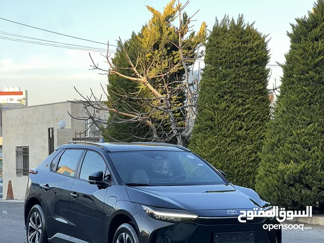 تويوتا BZ 4 فل كامل بانوراما لون مميز ((قابل للبدل))